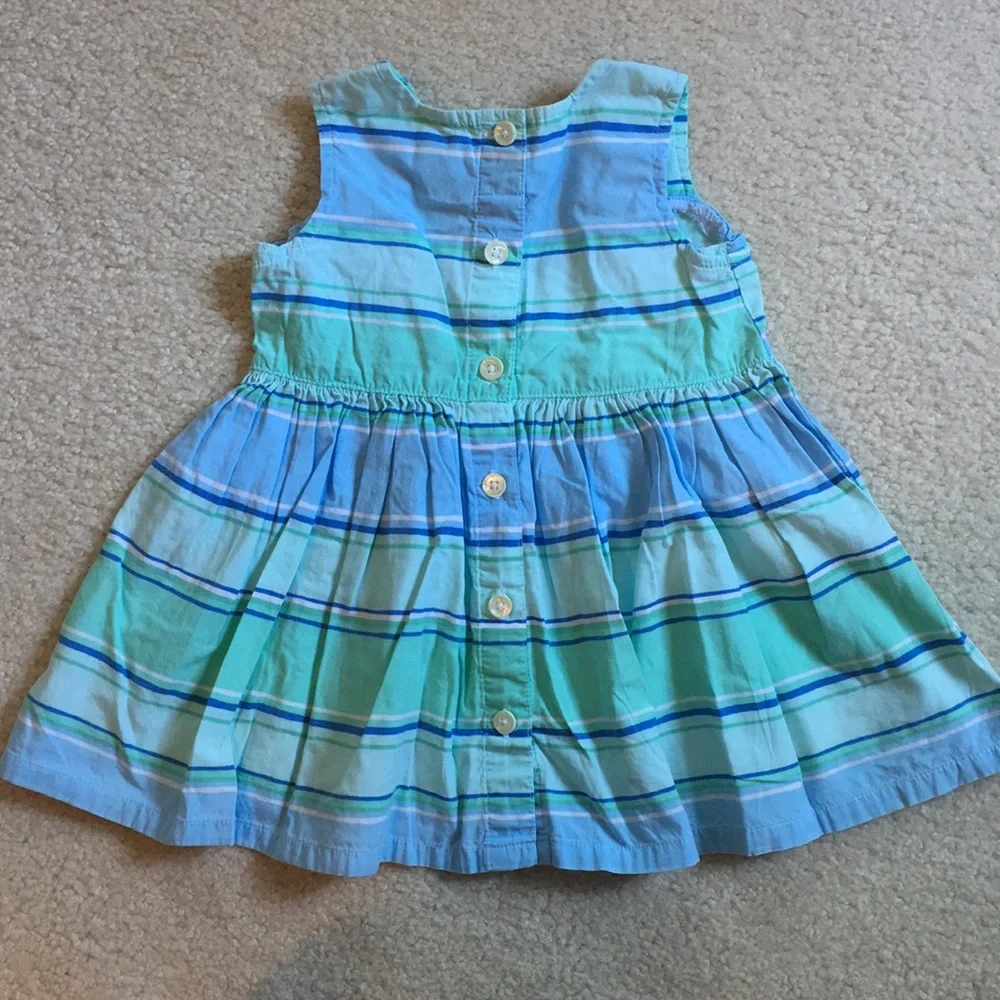 Adorable baby Gap sleeveless dress